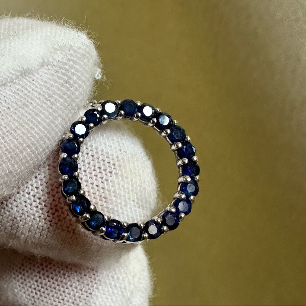 Blue sapphire necklace